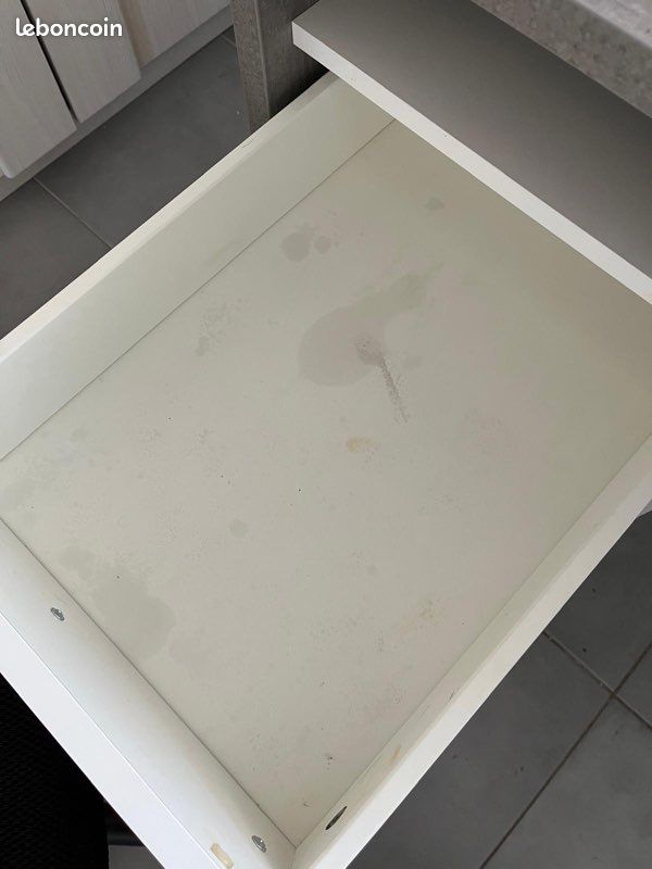Bureau (image 6)