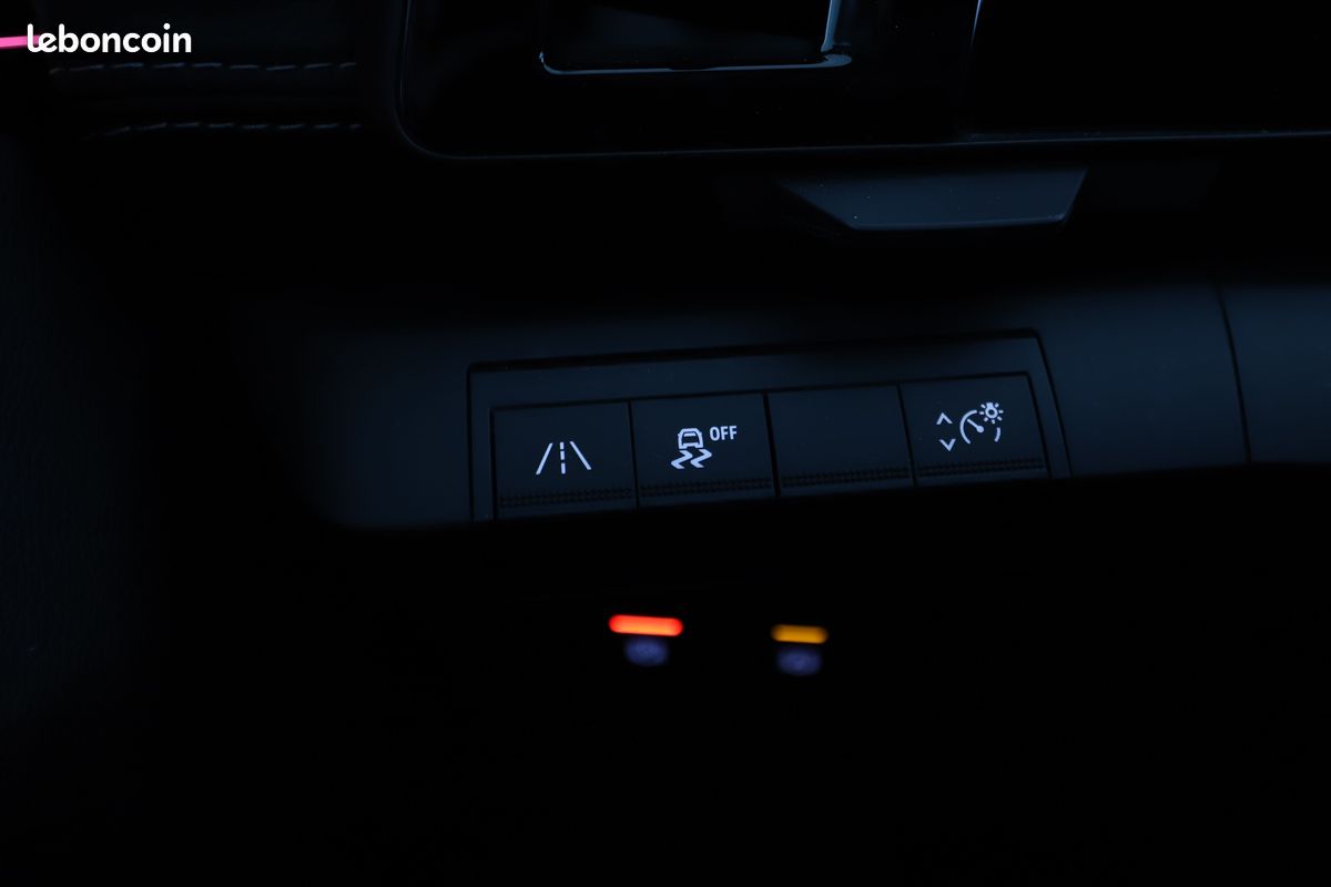 Renault Mégane E-Tech E-Tech EV60 Super Charge Iconic 220 ch (image 28)