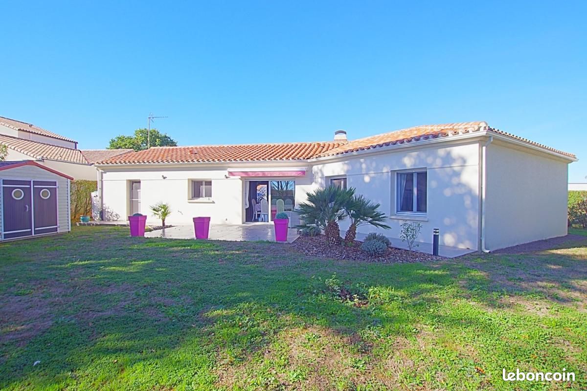 Maison 4 pièces 110 m² · à Sainte-Foy · 110 m² · 350 000 €