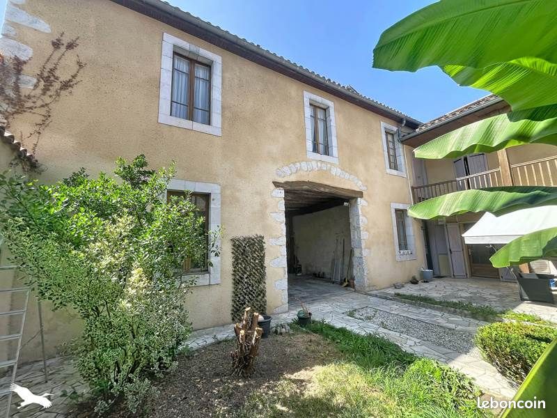 Maison 5 pièces 140 m² · à Montréjeau · 140 m² · 170 000 €