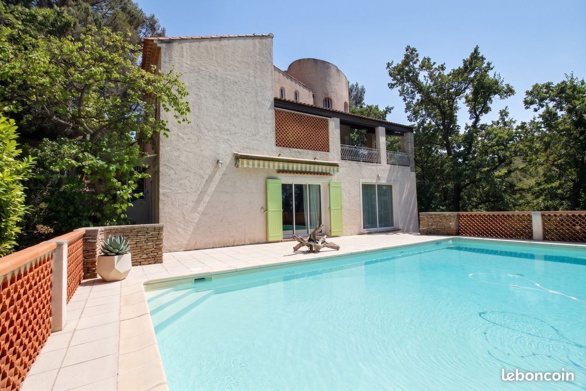 Maison 9 pièces 320 m² · à Bouc-Bel-Air · 320 m² · 895 000 €