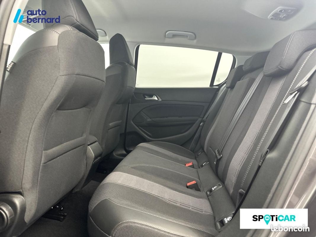 Peugeot 308 1.5 BlueHDi 130ch S&S Allure Pack EAT8 (image 10)