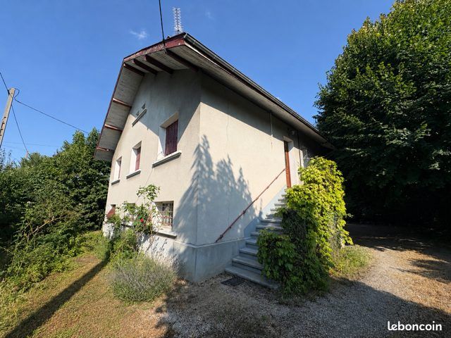 Maison 6 pièces 112 m² · à Beaurepaire · 112 m² · 156 000 €