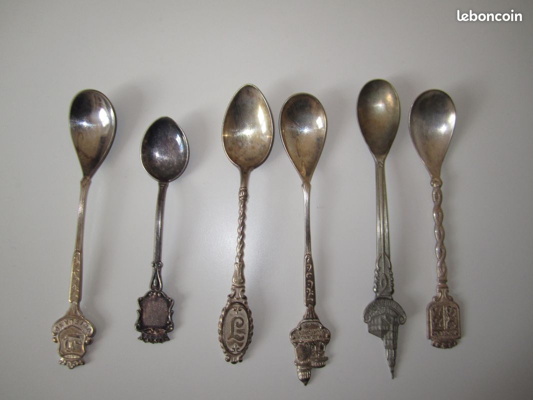 Joli lot vintage de 6 cuillères à café en métal argenté - France