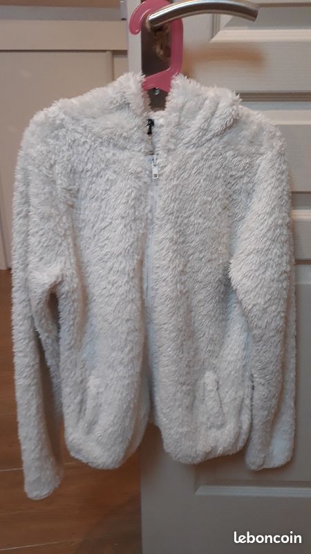Gilet chaud à capuche en 12 ans (image 1)