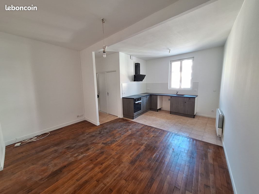 Appartement 3 pièces 56 m² · à Poissy · 56 m² · 1 055 €/mois