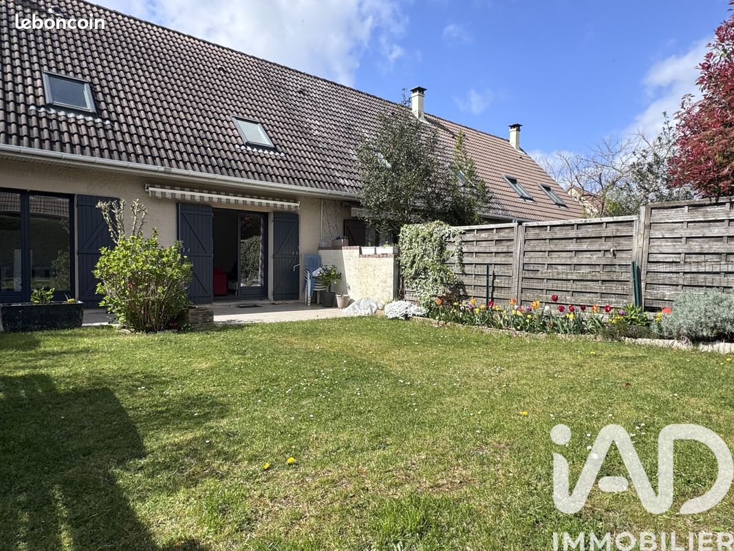 Maison 6 pièces 88 m² · à Plaisir · 88 m² · 339 000 €