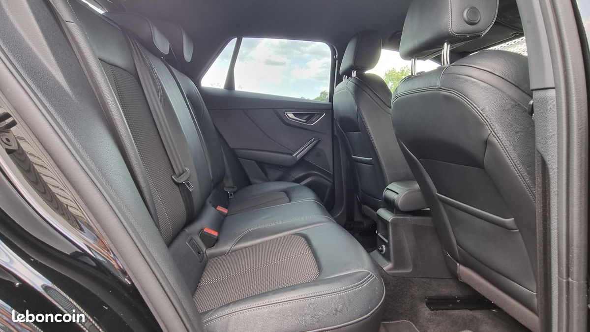 AUDI Q2 35 TFSI COD 150 S tronic 7 S Line (image 15)