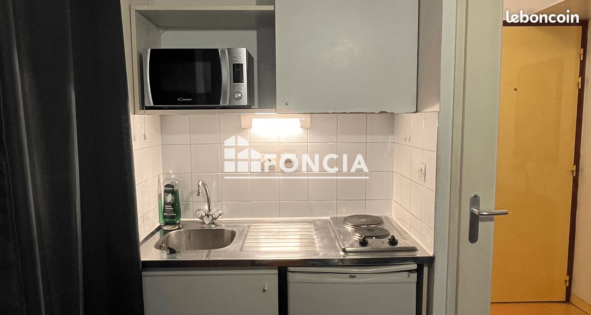 Appartement 1 pièce 17 m² · à Avignon · 17 m² · 330 €