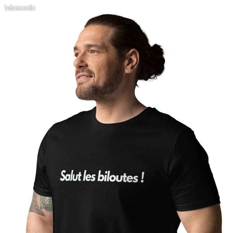 T- shirt (image 2)