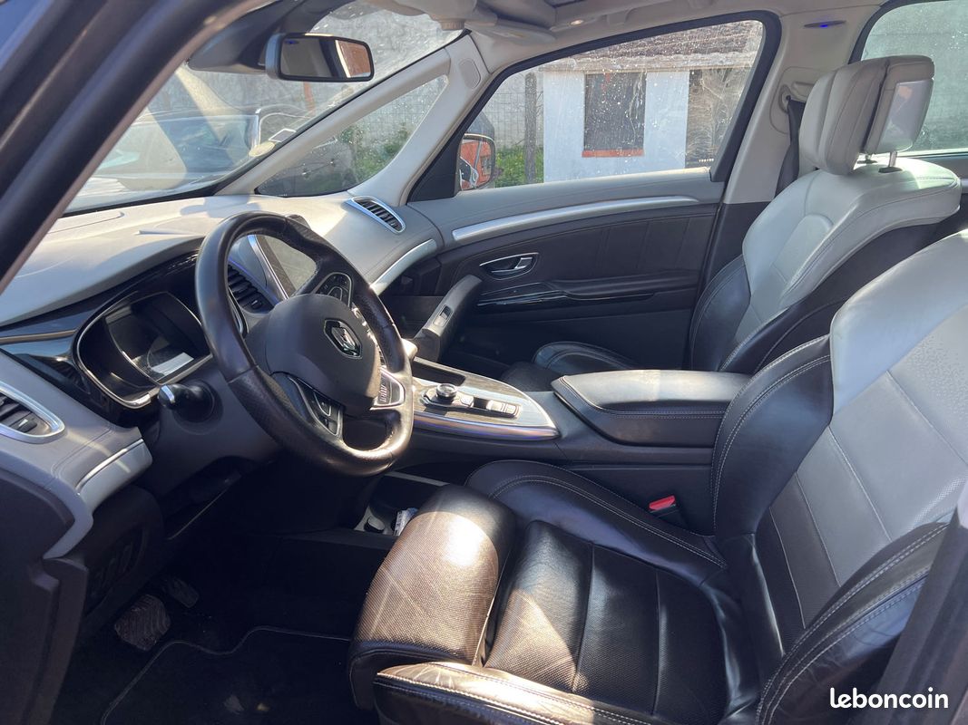 Renault espace v 1.6 dci 160ch energy zen edc 2016 (image 17)