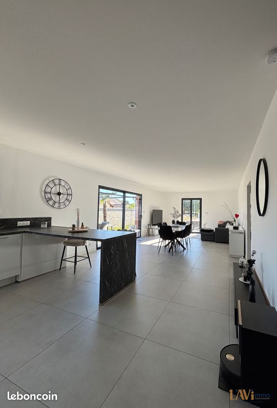 Maison 4 pièces 114 m² · à Replonges · 114 m² · 1 350 €