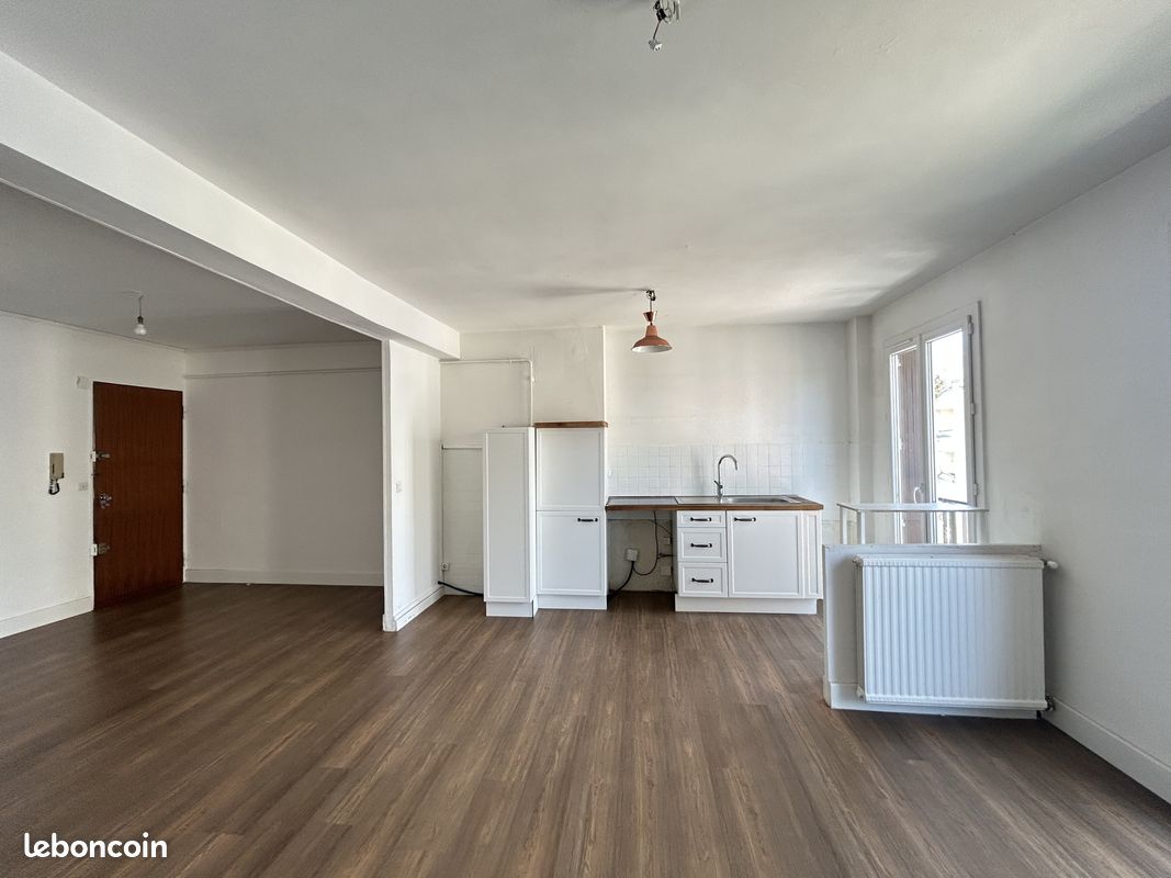 Appartement 2 pièces 54 m² · à Marseille · 54 m² · 129 000 €