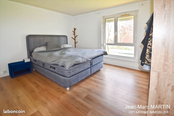 Appartement 4 pièces 65 m² — 10