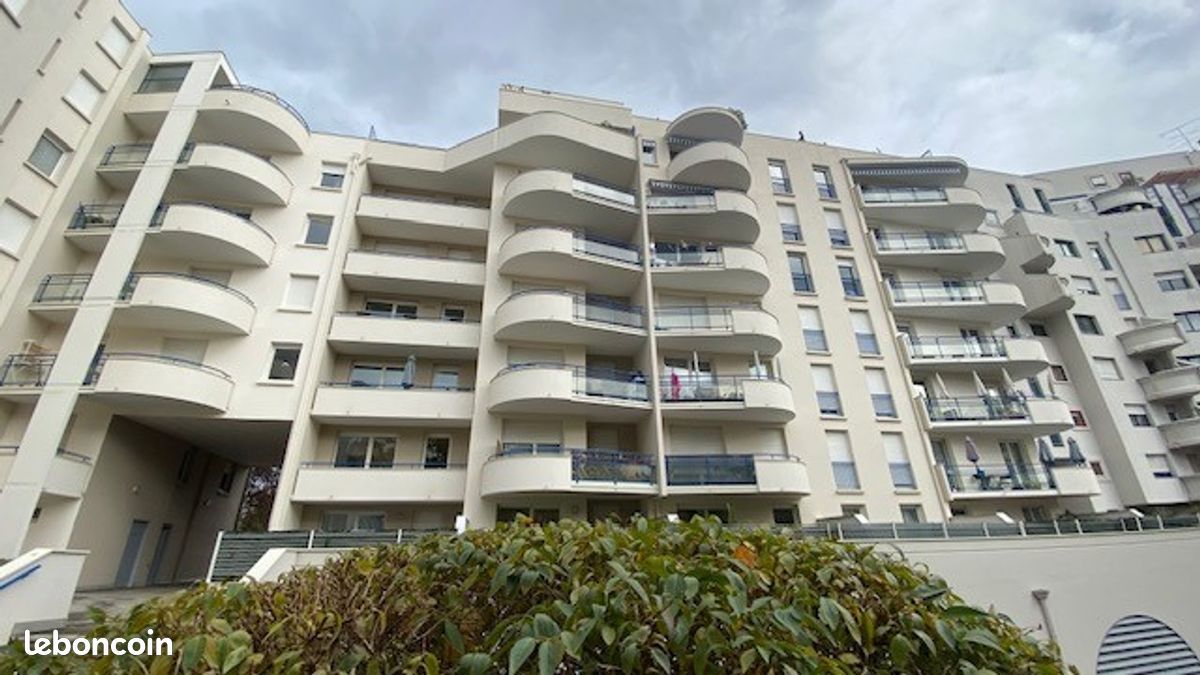 Appartement 2 pièces 47 m² · à Dijon · 47 m² · 140 000 €