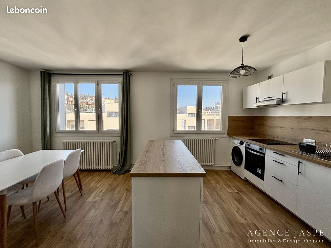 Appartement 3 pièces 67 m² · à Saint-Étienne · 67 m² · 800 €