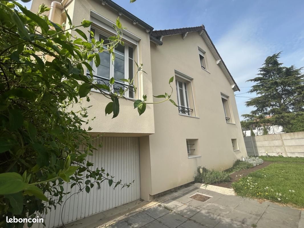 Maison 7 pièces 133 m² · à Pontault-Combault · 133 m² · 444 000 €