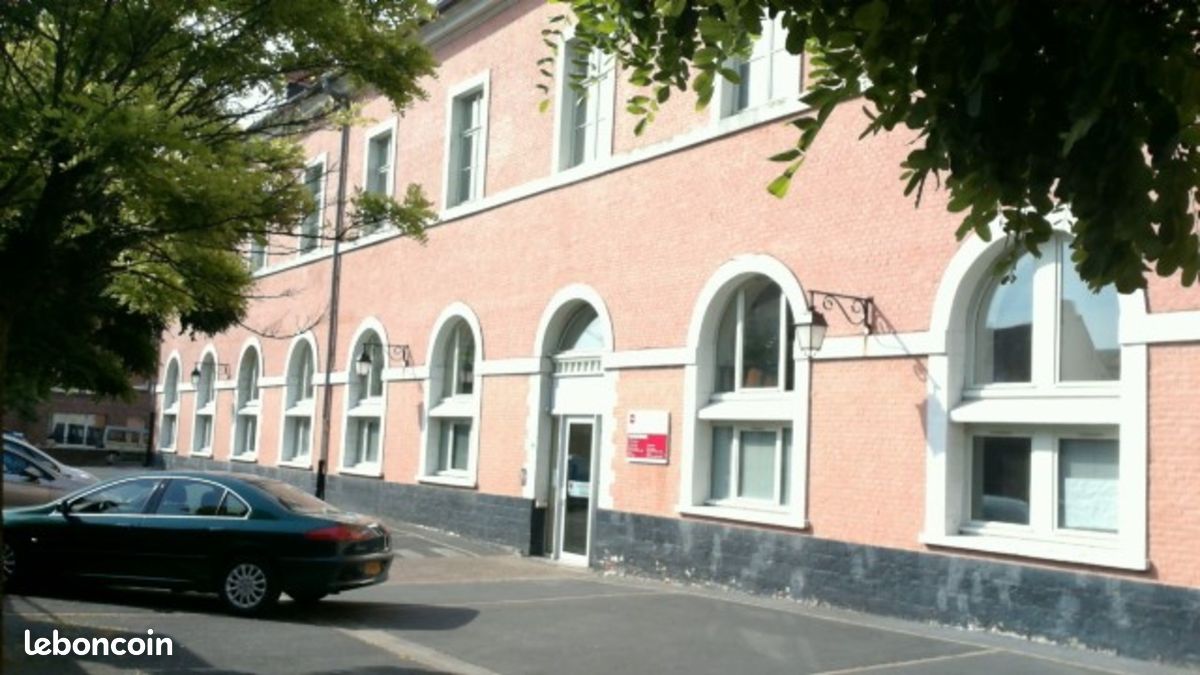 Appartement 1 pièce 24 m² · à Valenciennes · 24 m² · 350 €