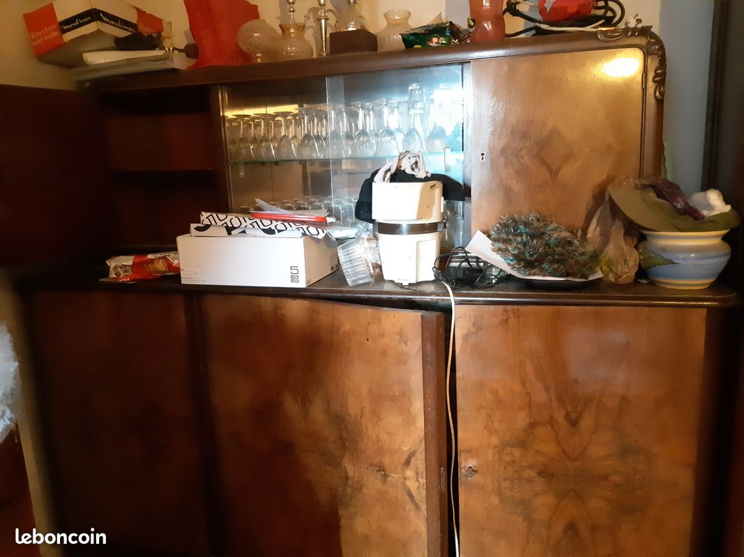 Buffet de salon (image 1)