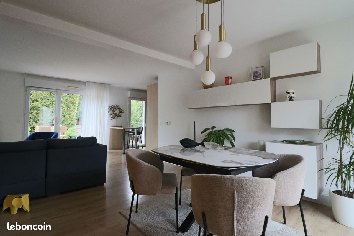 Maison 5 pièces 121 m² · à Blanquefort · 121 m² · 525 000 €