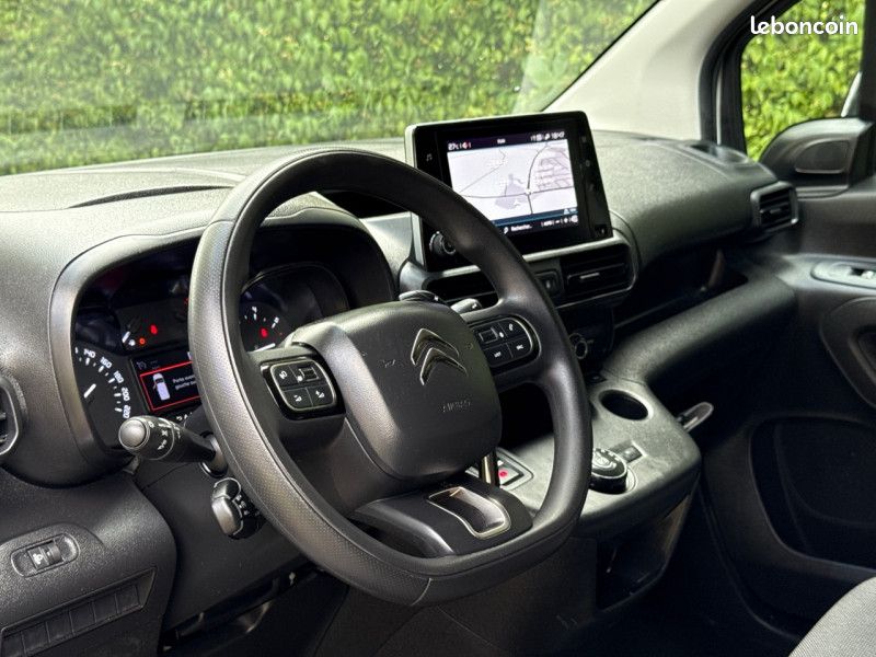 Citroen BERLINGO VAN M 650KG HDI 130CH EAT8 PREMIUM CONNECT * 2023 * 3 PLACES (image 11)