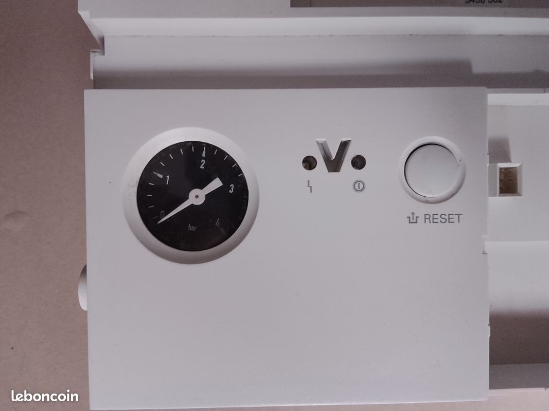 Régulation VBC 130 A06 101 carte électronique viessman (image 4)