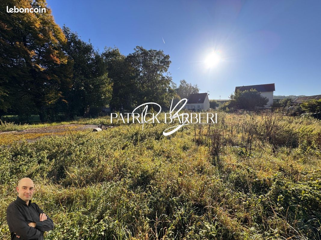 Terrain 1700 m² · à Gisors · 1 700 m² · 118 000 €
