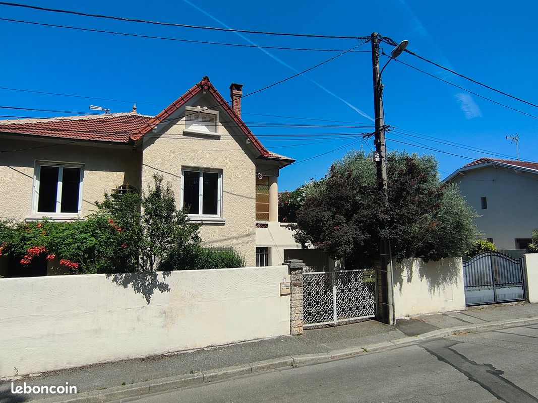 Maison 9 pièces 245 m² · à Valence · 245 m² · 420 000 €