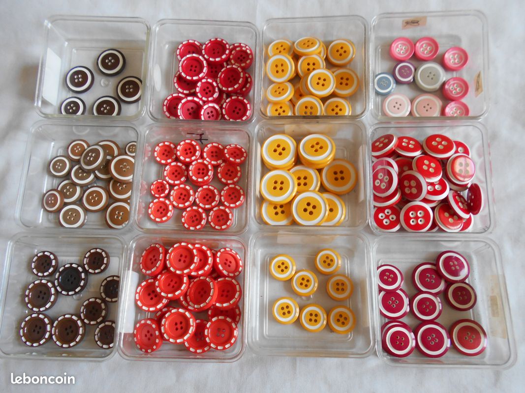 20 Boutons Plats 2 Trous Rouge 15 Mm - Scrapbooking, Mercerie, Couture, Création