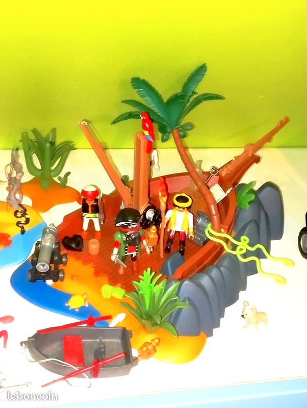 Playmobil pirates (image 3)