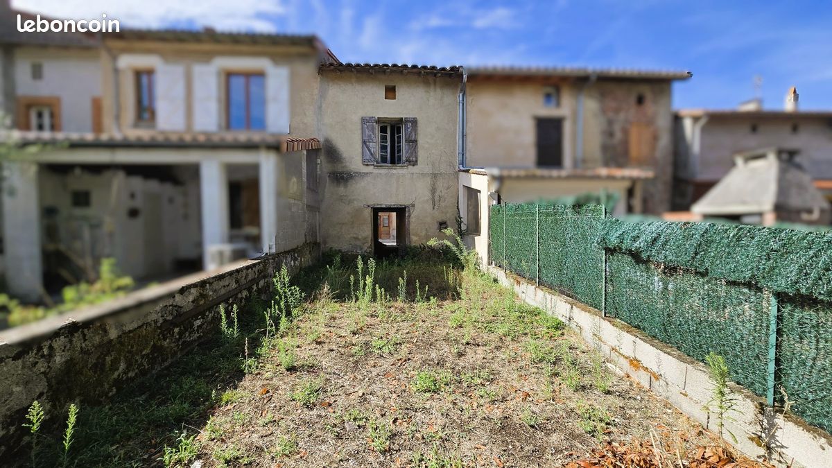 Parking 1 pièce 86 m² · à Calmont · 86 m² · 55 000 €