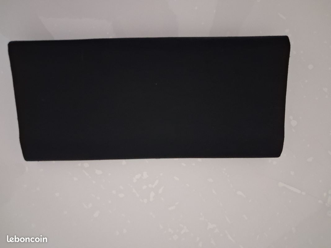 Pochette de soirée noire parfait état (image 2)