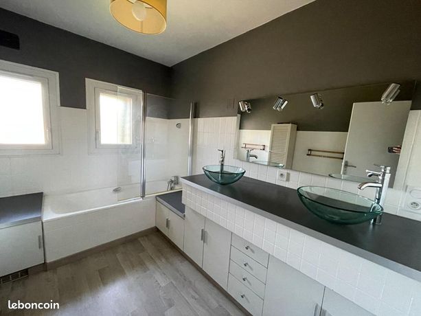 Maison 9 pièces 195 m² — 4
