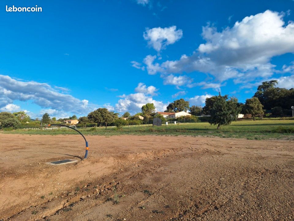 Terrain 651 m² Vinon Sur Verdon · à Vinon-sur-Verdon · 135 000 €