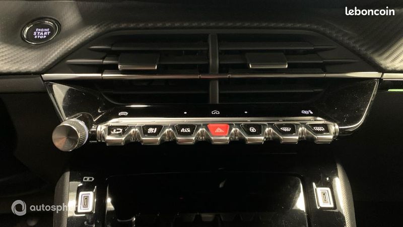 Peugeot 2008 1.2 PureTech 130ch S&S GT EAT8 (image 26)