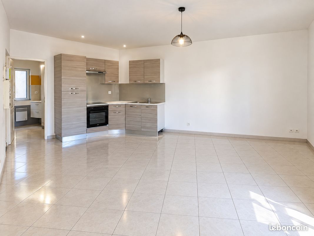 Appartement 1 pièce 25 m² · à Marseille · 25,4 m² · 690 €/mois