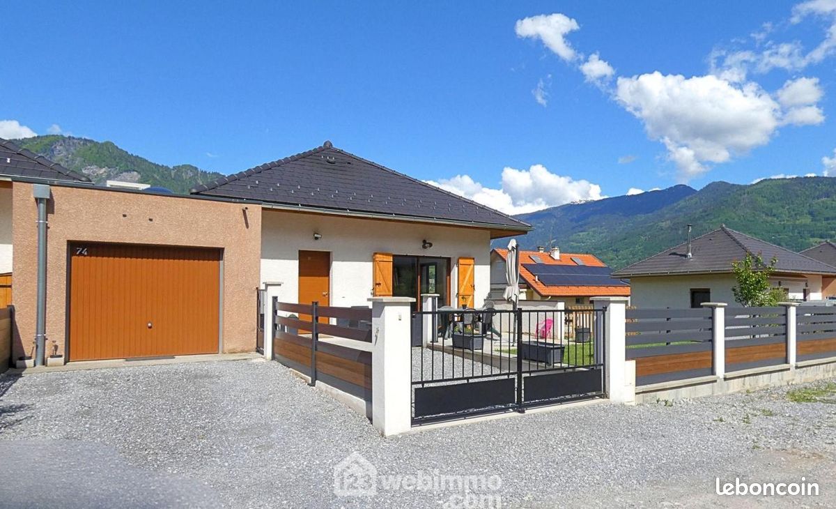 Maison 4 pièces 98 m² · à Ugine · 98 m² · 358 000 €