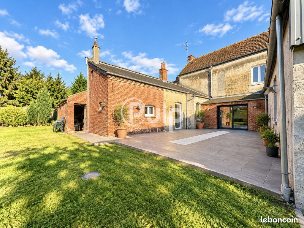 Maison 5 pièces 135 m² · à Neuville-Saint-Vaast · 135 m² · 255 000 €