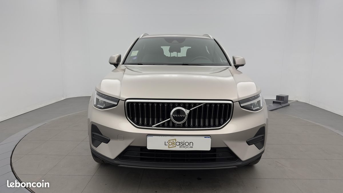 VOLVO XC40 T4 Recharge 129+82 ch DCT7 Start (image 8)