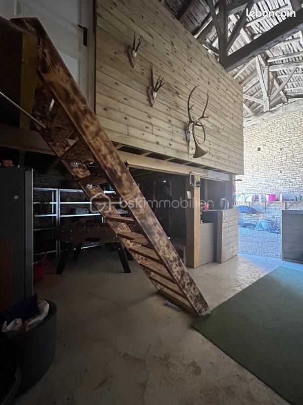 Ferme 5 pièces 150 m² - Chenon 16460 (image principale 9)