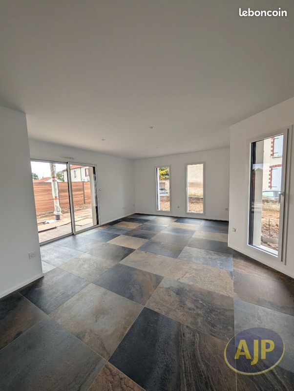 Maison 4 pièces 101 m² · à Cugand-la-Bernardière · 101 m² · 900 €/mois