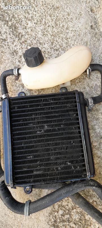 Refroidisseur Pour Yamaha Aerox Et MBK Nitro - Radiateur Eau - Dimensions 195x205x35 Mm