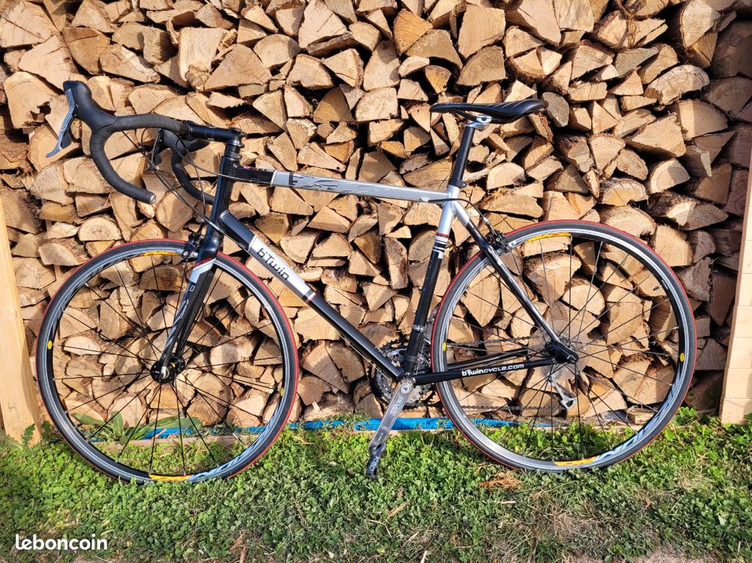 rennrad rahmen cinelli Vigorelli Burgundy Nebula Rahmensets – Category:E Bike City_Selle Royal Rio Size:II Metal Gear Solid Delta: