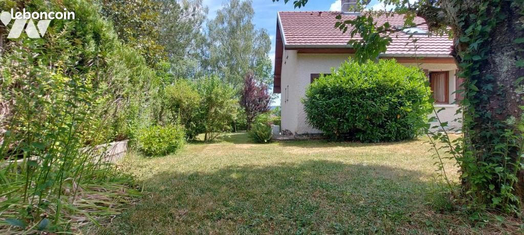 Maison 140 m² · à Franois · 140 m² · 390 000 €
