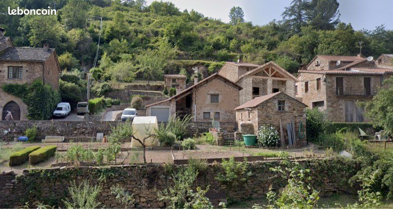 Maison 3 pièces 70 m² · à Viala-du-Tarn · 70 m² · 20 000 €