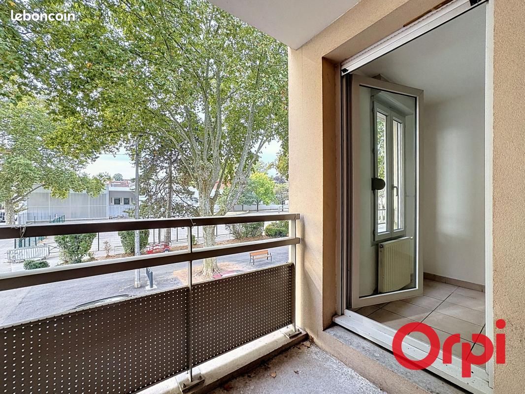 Appartement 2 pièces 53 m² · à Oullins-Pierre-Bénite · 53 m² · 220 000 €