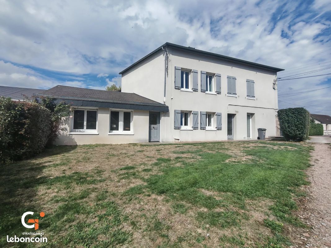 Maison 5 pièces 117 m² · à Notre-Dame-de-Bondeville · 117 m² · 215 000 €
