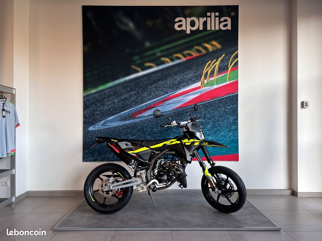 Fantic XM 50 Motard 2T Performance E5+ 2025 - Neuve (Noir) - Motos