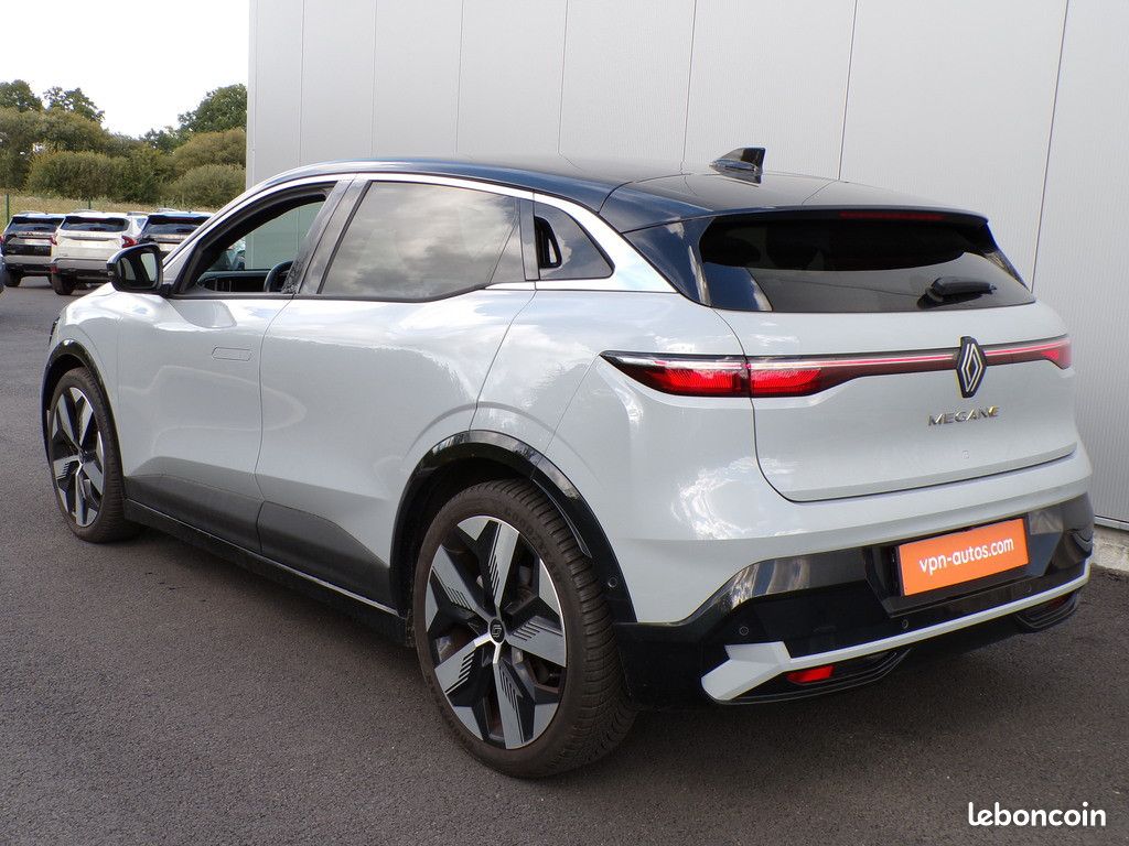 Renault Mégane E-TECH EV60 220 ch optimum charge Techno avec pack driving et vision (image 8)