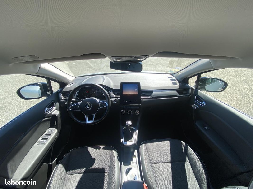 RENAULT CAPTUR 1.5 Blue dCi - 115 Intens (image 16)